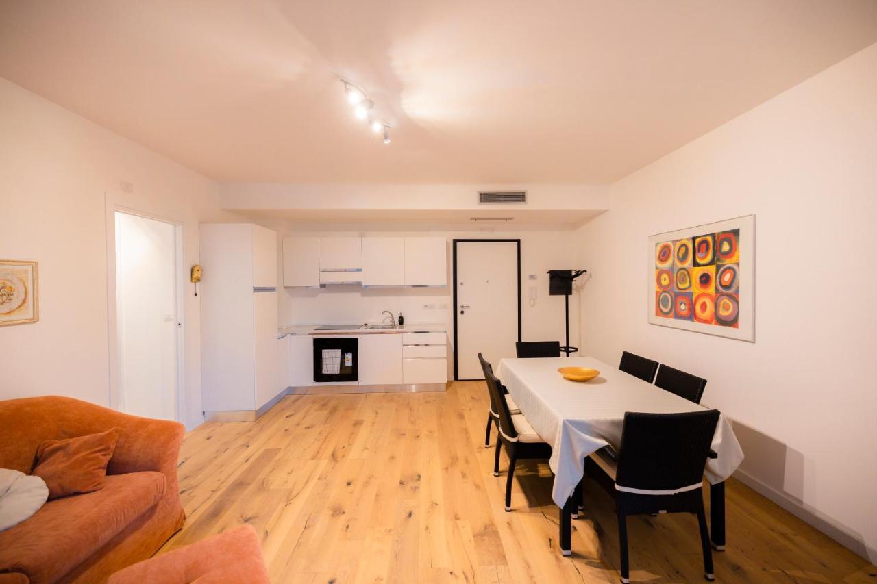Nuovissimo Bilocale In Zona Navigli/Romolo Apartment Milan Exterior photo